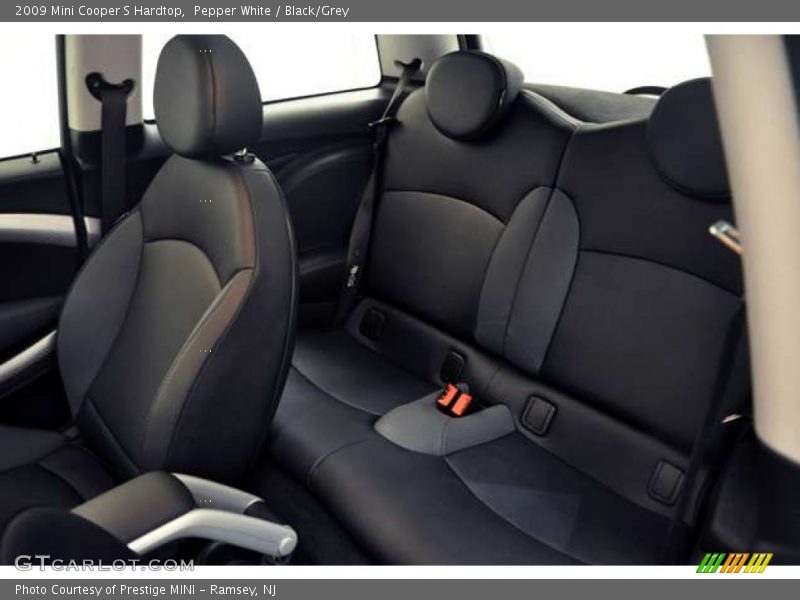  2009 Cooper S Hardtop Black/Grey Interior