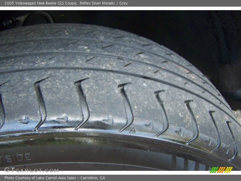 Reflex Silver Metallic / Grey 2005 Volkswagen New Beetle GLS Coupe