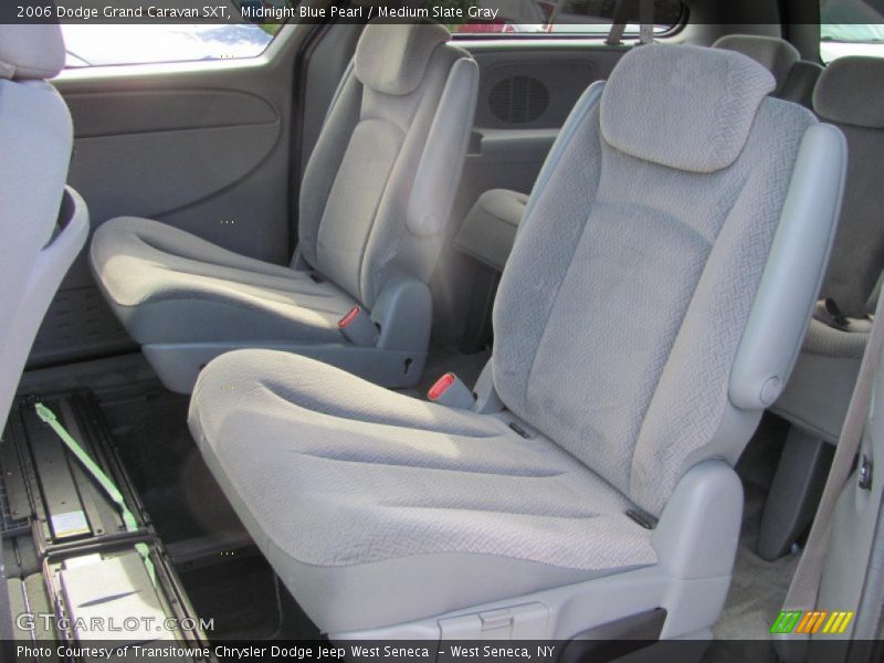 Midnight Blue Pearl / Medium Slate Gray 2006 Dodge Grand Caravan SXT