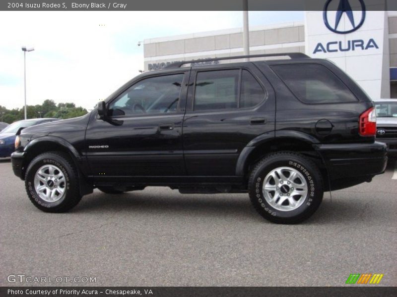 Ebony Black / Gray 2004 Isuzu Rodeo S