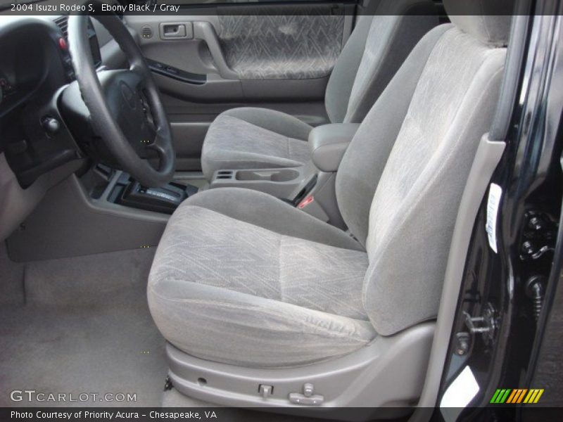 Ebony Black / Gray 2004 Isuzu Rodeo S