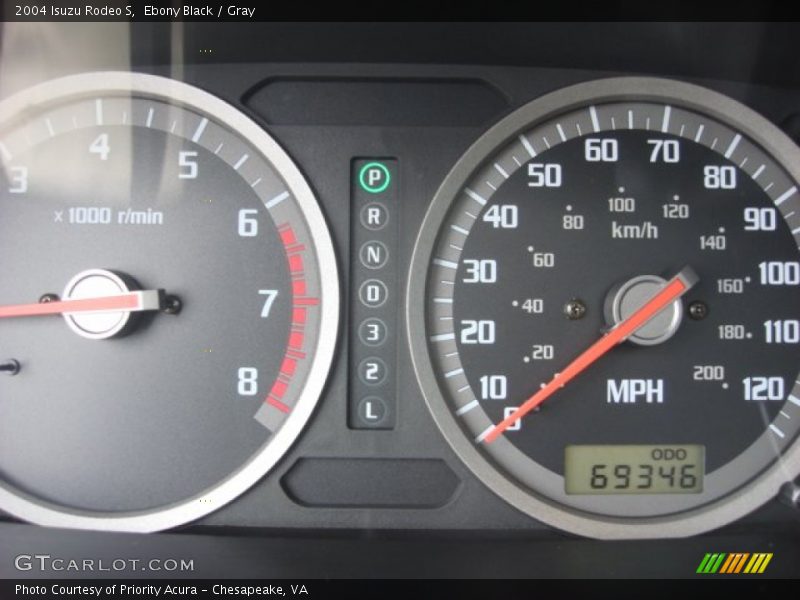 Ebony Black / Gray 2004 Isuzu Rodeo S