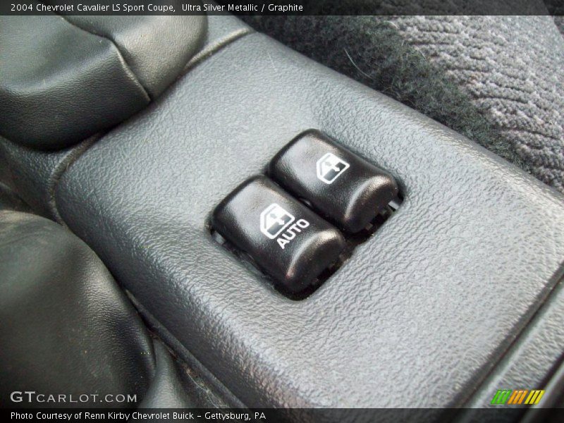 Controls of 2004 Cavalier LS Sport Coupe