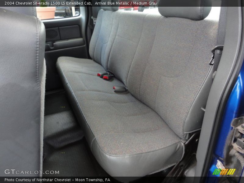Arrival Blue Metallic / Medium Gray 2004 Chevrolet Silverado 1500 LS Extended Cab