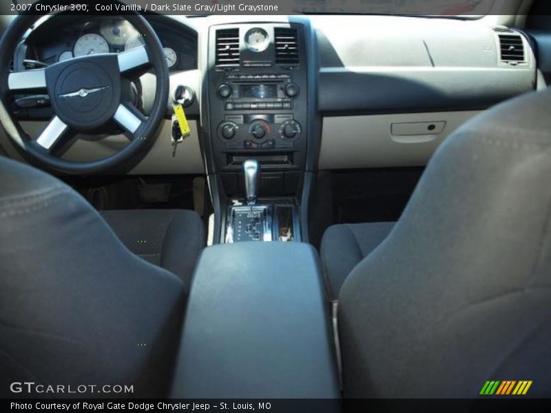 Cool Vanilla / Dark Slate Gray/Light Graystone 2007 Chrysler 300