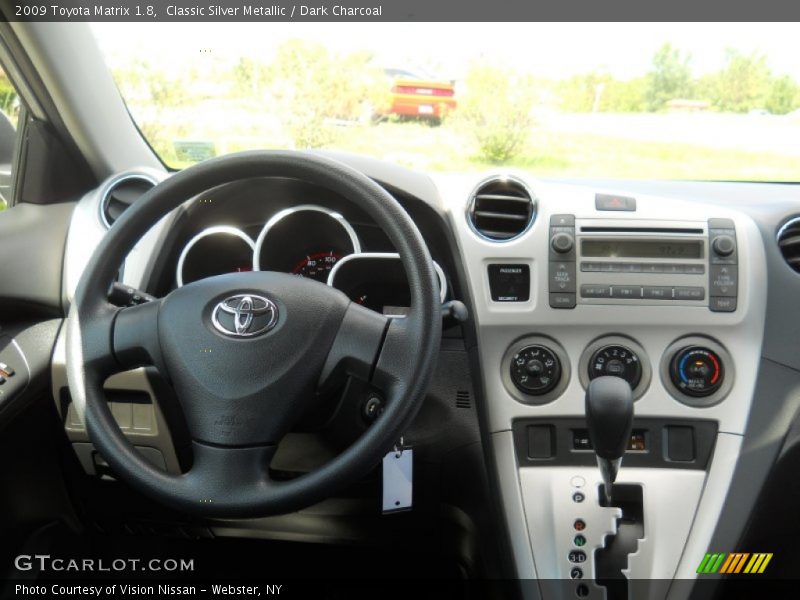 Classic Silver Metallic / Dark Charcoal 2009 Toyota Matrix 1.8