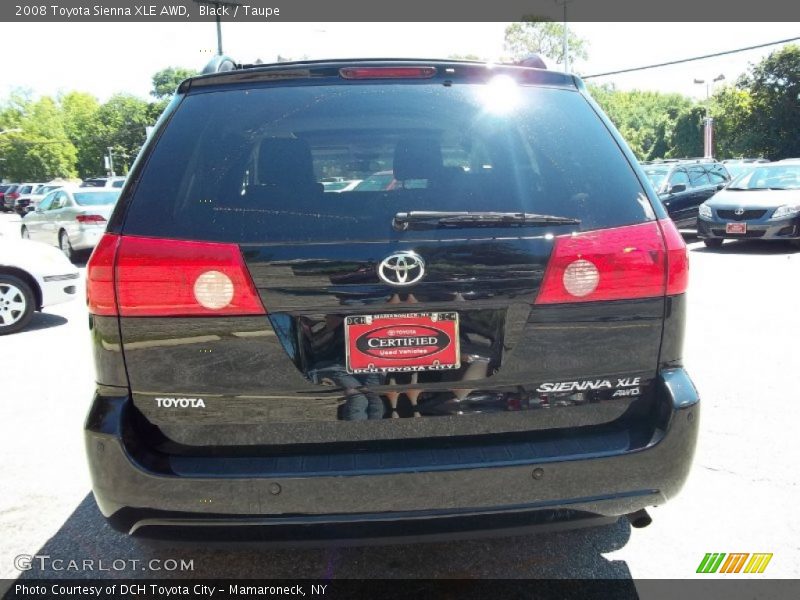 Black / Taupe 2008 Toyota Sienna XLE AWD