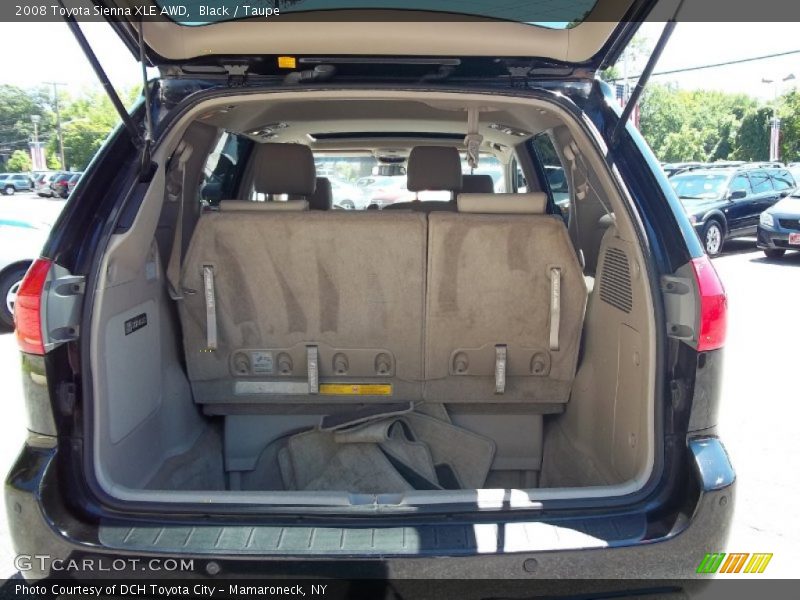 Black / Taupe 2008 Toyota Sienna XLE AWD