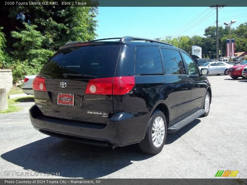 Black / Taupe 2008 Toyota Sienna XLE AWD