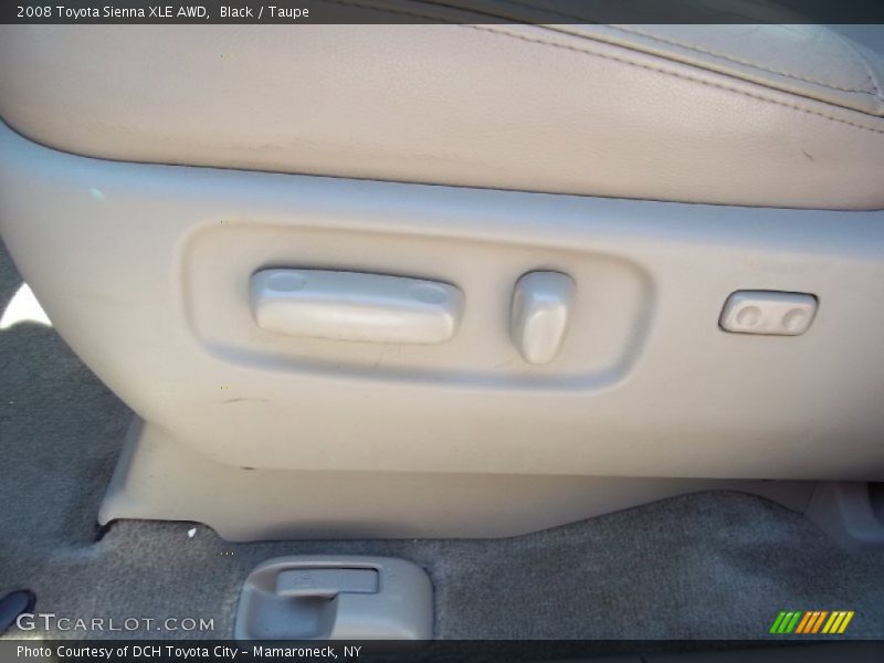 Black / Taupe 2008 Toyota Sienna XLE AWD