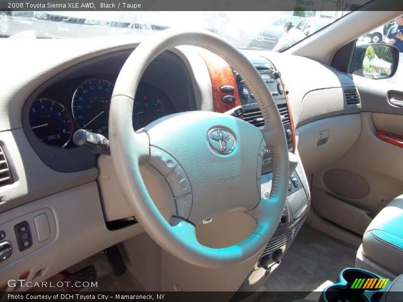 Black / Taupe 2008 Toyota Sienna XLE AWD