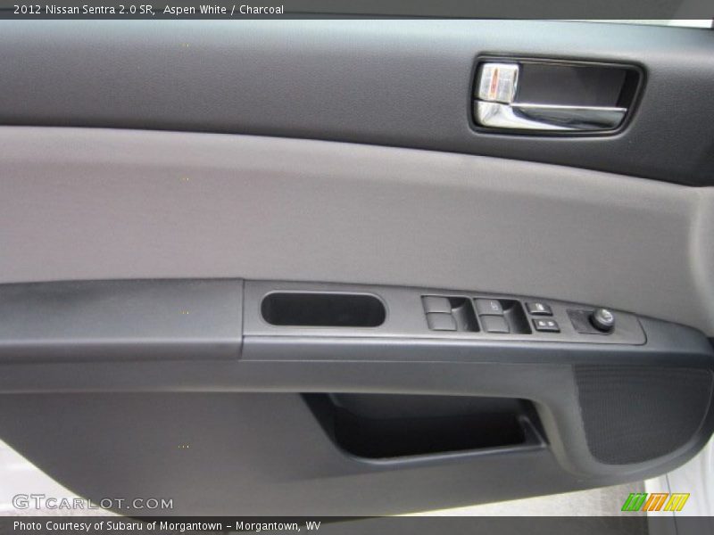 Aspen White / Charcoal 2012 Nissan Sentra 2.0 SR