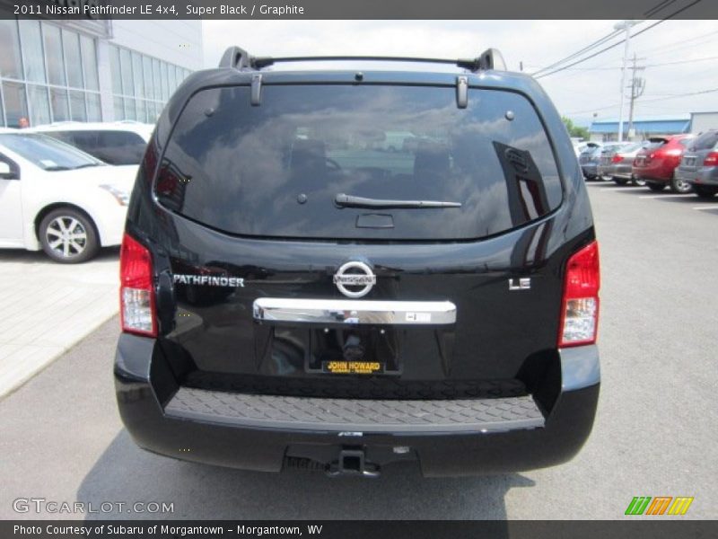 Super Black / Graphite 2011 Nissan Pathfinder LE 4x4