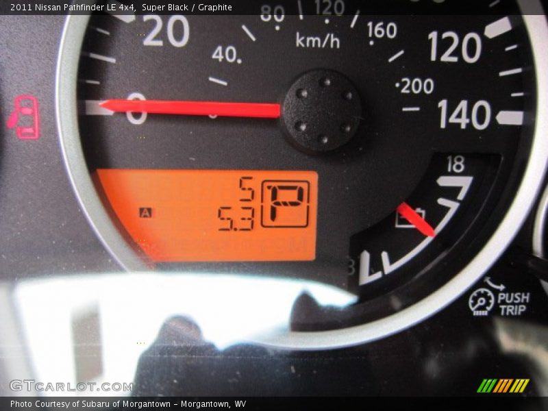 Super Black / Graphite 2011 Nissan Pathfinder LE 4x4