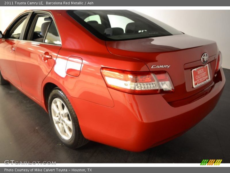 Barcelona Red Metallic / Ash 2011 Toyota Camry LE