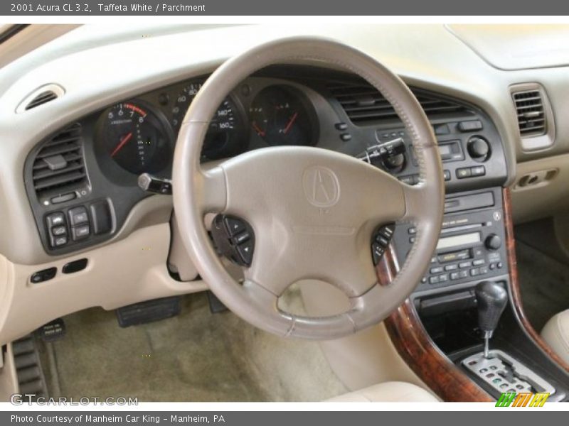 Dashboard of 2001 CL 3.2