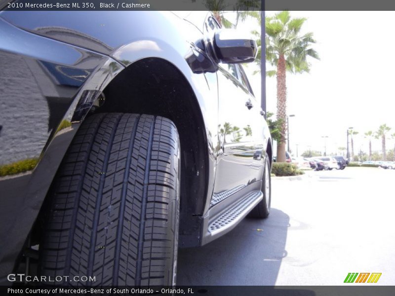 Black / Cashmere 2010 Mercedes-Benz ML 350