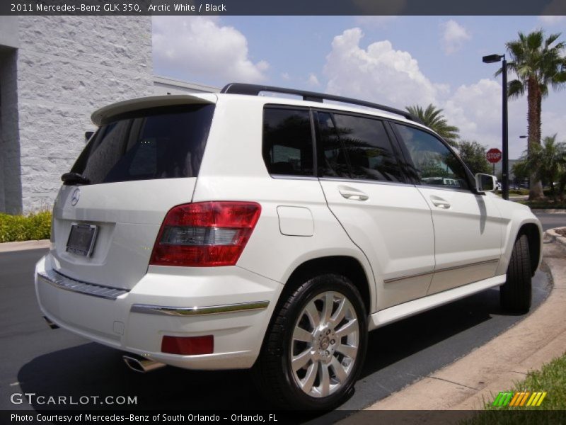 Arctic White / Black 2011 Mercedes-Benz GLK 350