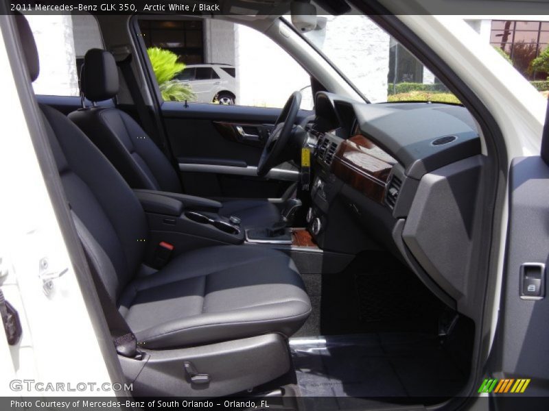 Arctic White / Black 2011 Mercedes-Benz GLK 350