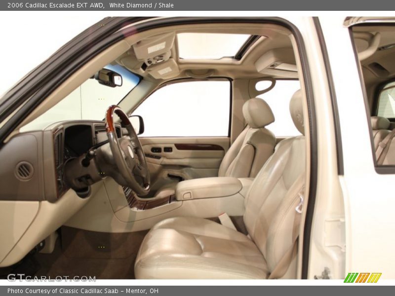  2006 Escalade EXT AWD Shale Interior