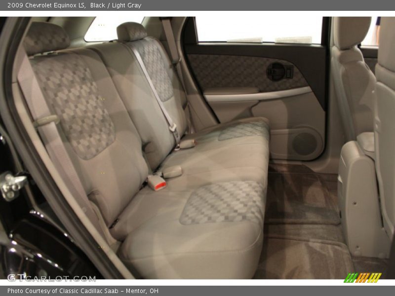 Black / Light Gray 2009 Chevrolet Equinox LS