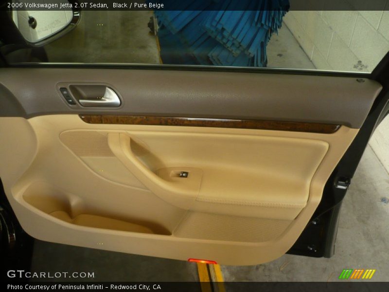 Black / Pure Beige 2006 Volkswagen Jetta 2.0T Sedan