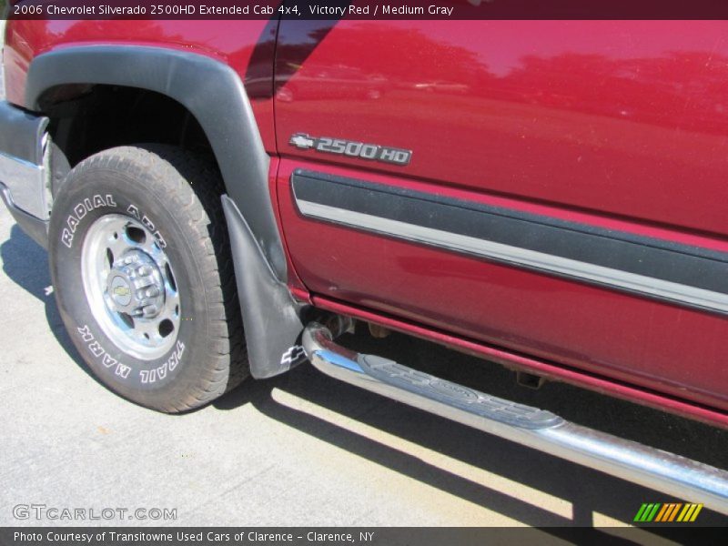Victory Red / Medium Gray 2006 Chevrolet Silverado 2500HD Extended Cab 4x4