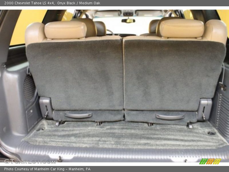 Onyx Black / Medium Oak 2000 Chevrolet Tahoe LS 4x4