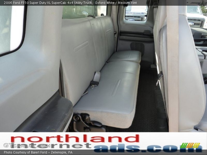 Oxford White / Medium Flint 2006 Ford F550 Super Duty XL SuperCab 4x4 Utility Truck