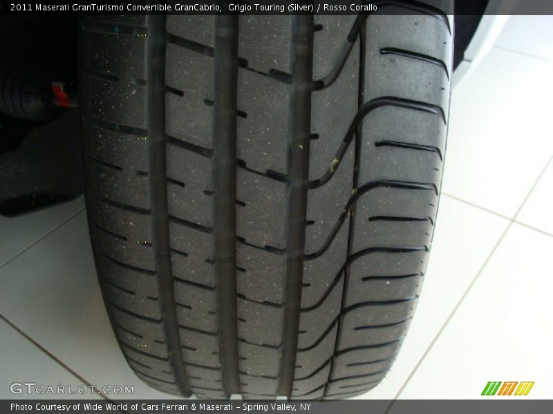 Grigio Touring (Silver) / Rosso Corallo 2011 Maserati GranTurismo Convertible GranCabrio