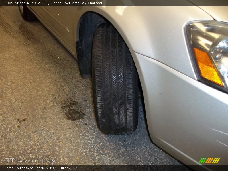 Sheer Silver Metallic / Charcoal 2005 Nissan Altima 2.5 SL