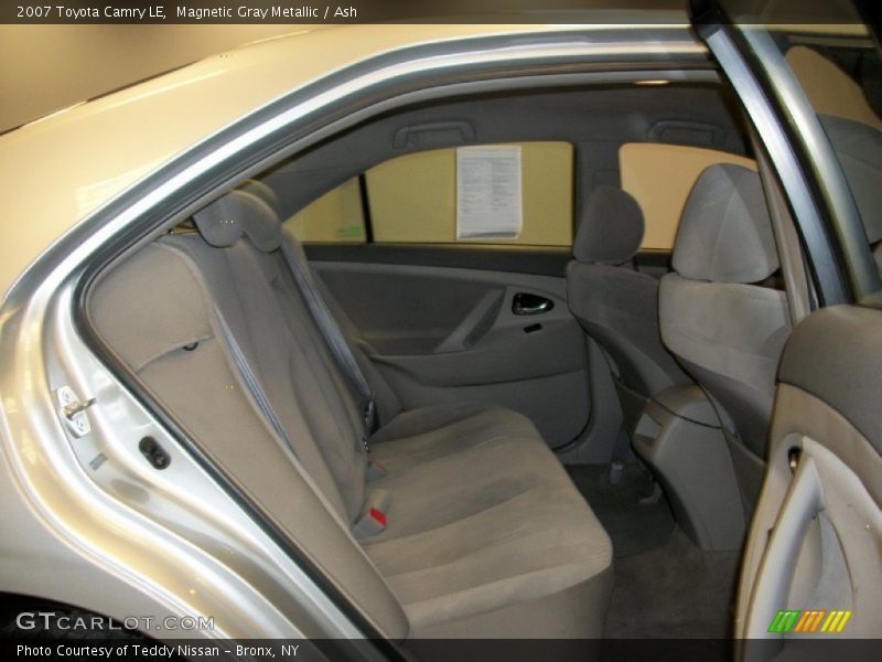 Magnetic Gray Metallic / Ash 2007 Toyota Camry LE