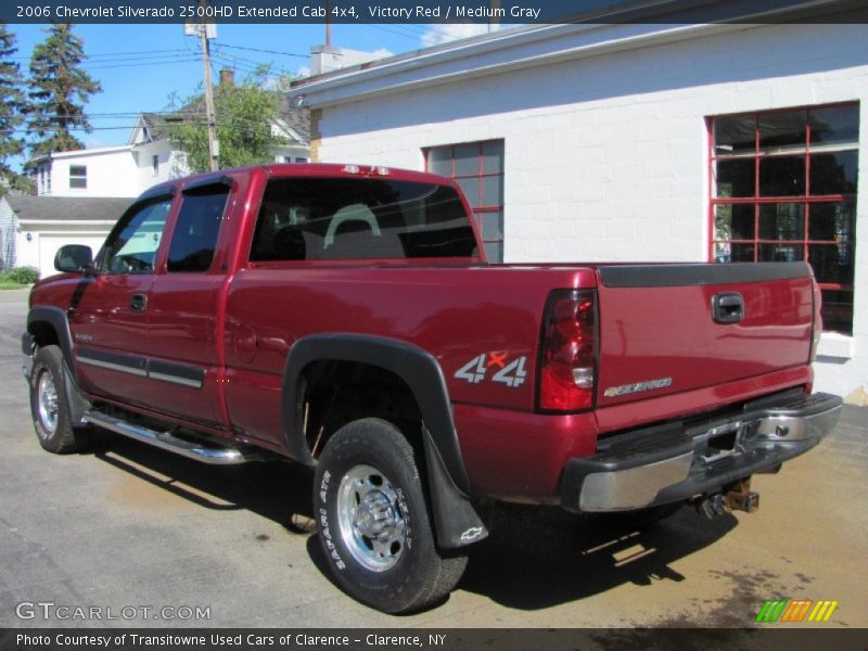 Victory Red / Medium Gray 2006 Chevrolet Silverado 2500HD Extended Cab 4x4