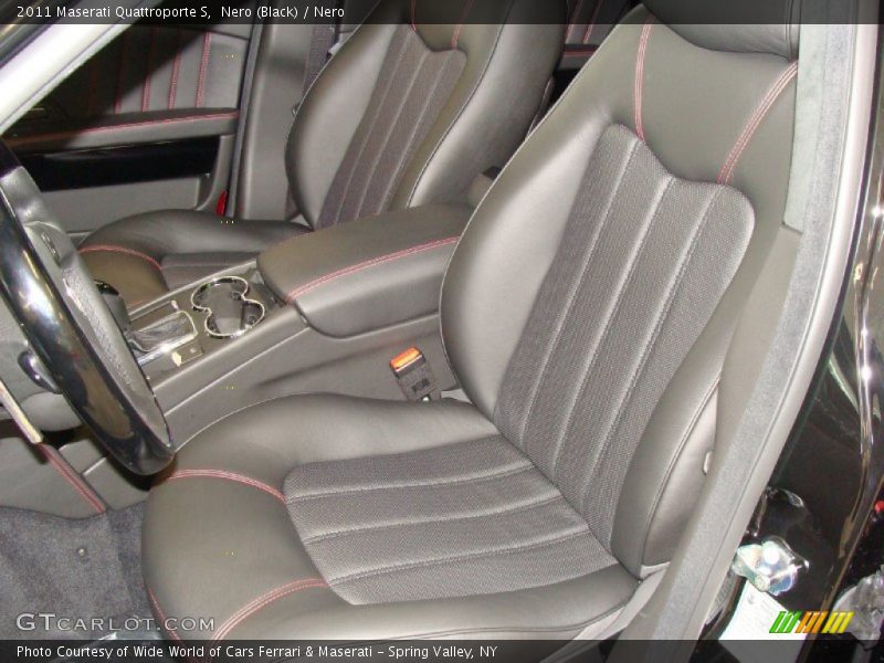 Nero (Black) / Nero 2011 Maserati Quattroporte S