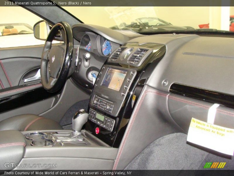 Dashboard of 2011 Quattroporte S