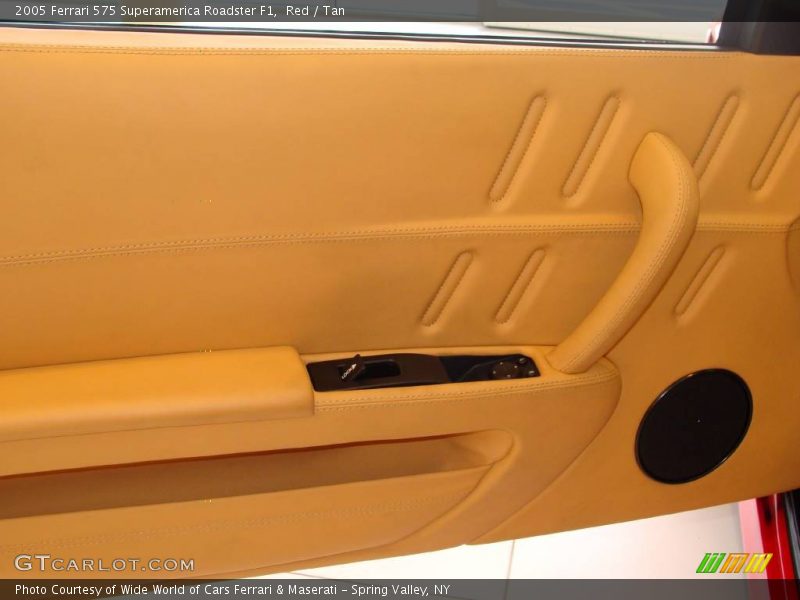 Door Panel of 2005 575 Superamerica Roadster F1