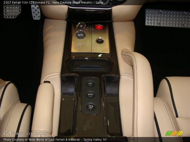 Controls of 2007 599 GTB Fiorano F1