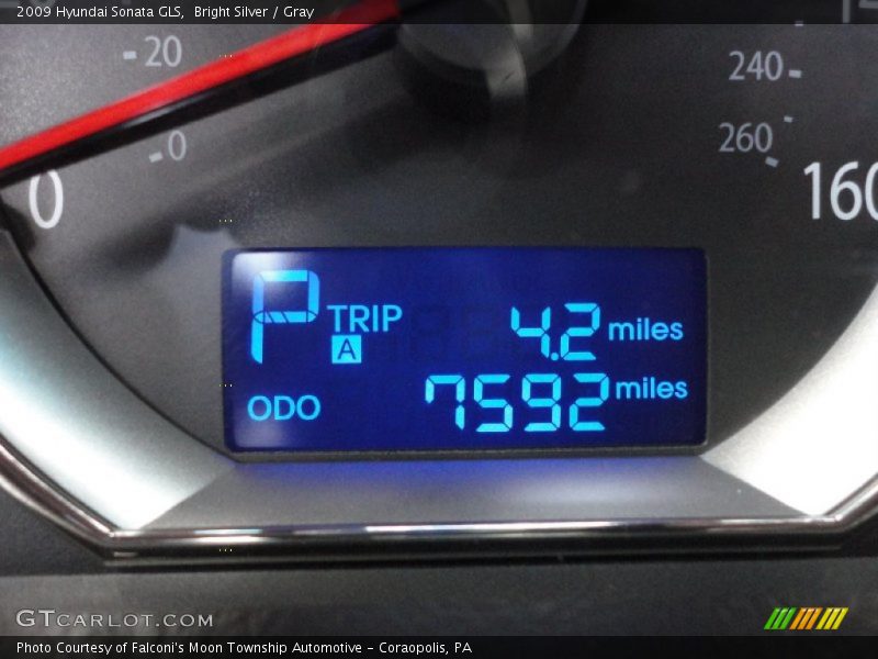 Bright Silver / Gray 2009 Hyundai Sonata GLS