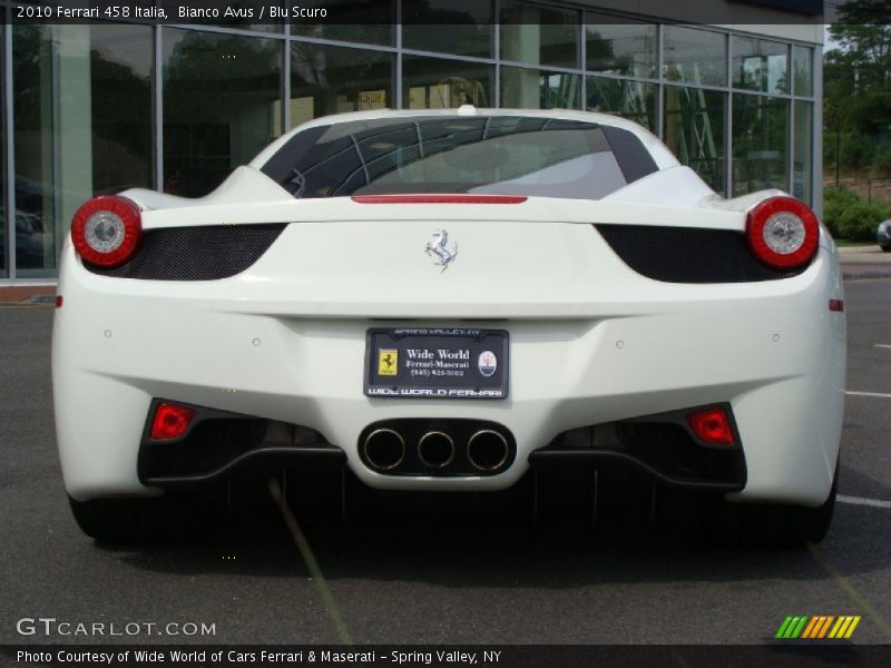 Bianco Avus / Blu Scuro 2010 Ferrari 458 Italia