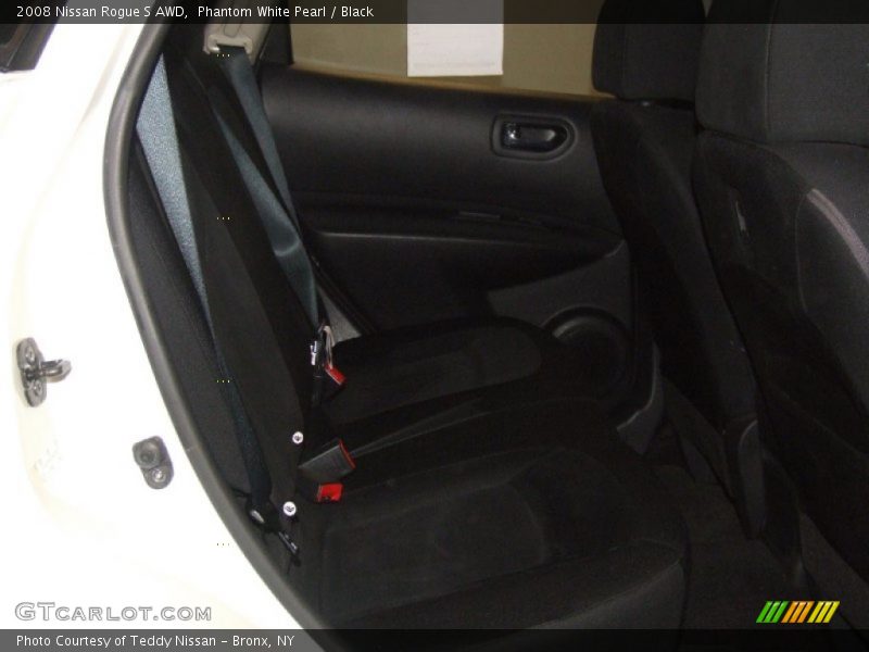 Phantom White Pearl / Black 2008 Nissan Rogue S AWD