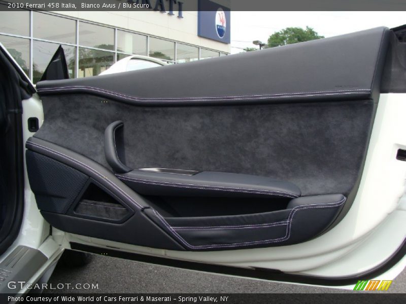 Door Panel of 2010 458 Italia