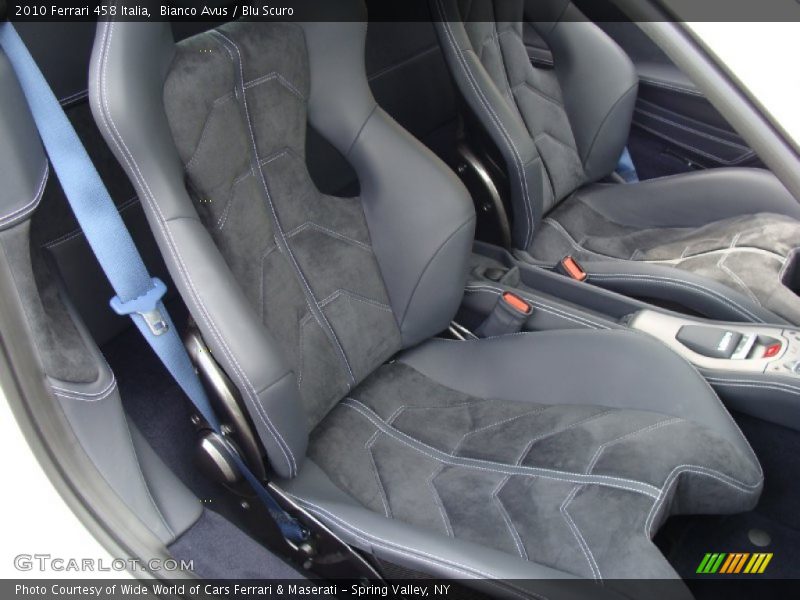  2010 458 Italia Blu Scuro Interior
