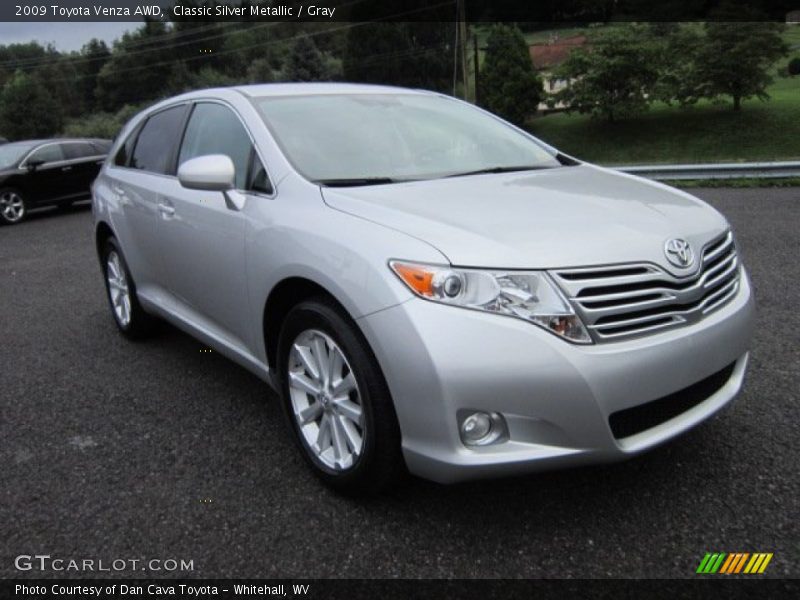 Front 3/4 View of 2009 Venza AWD