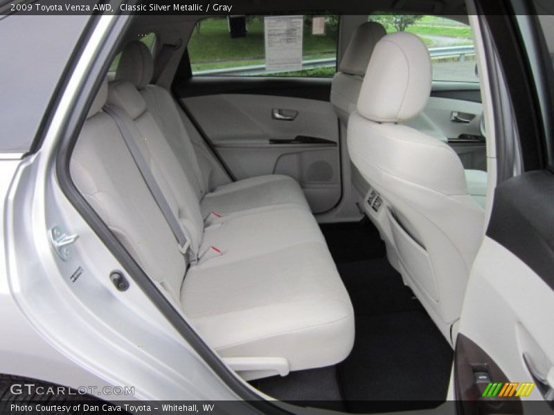  2009 Venza AWD Gray Interior
