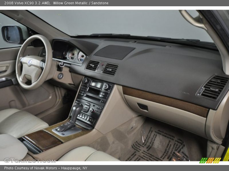 Willow Green Metallic / Sandstone 2008 Volvo XC90 3.2 AWD