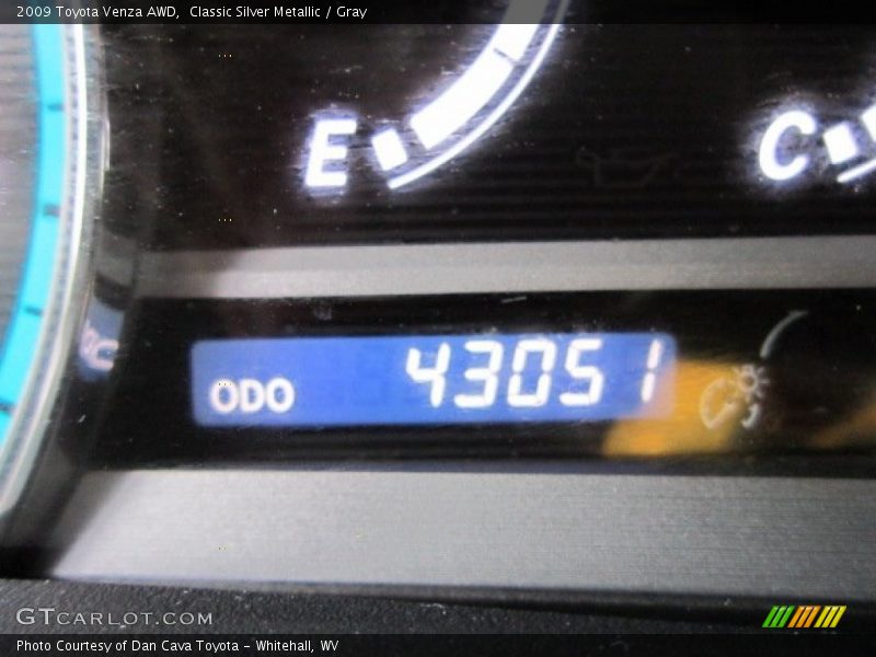 Classic Silver Metallic / Gray 2009 Toyota Venza AWD