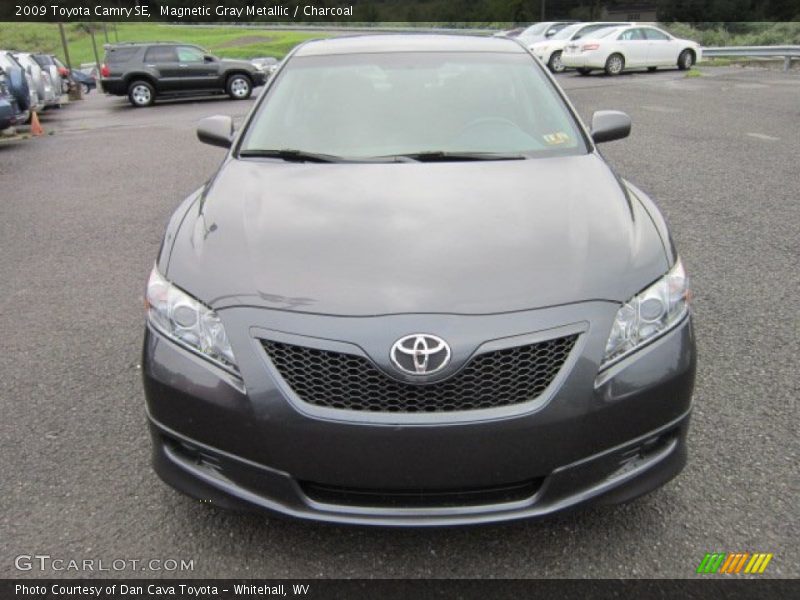 Magnetic Gray Metallic / Charcoal 2009 Toyota Camry SE