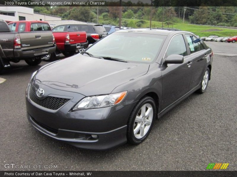 Magnetic Gray Metallic / Charcoal 2009 Toyota Camry SE