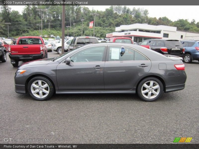 Magnetic Gray Metallic / Charcoal 2009 Toyota Camry SE