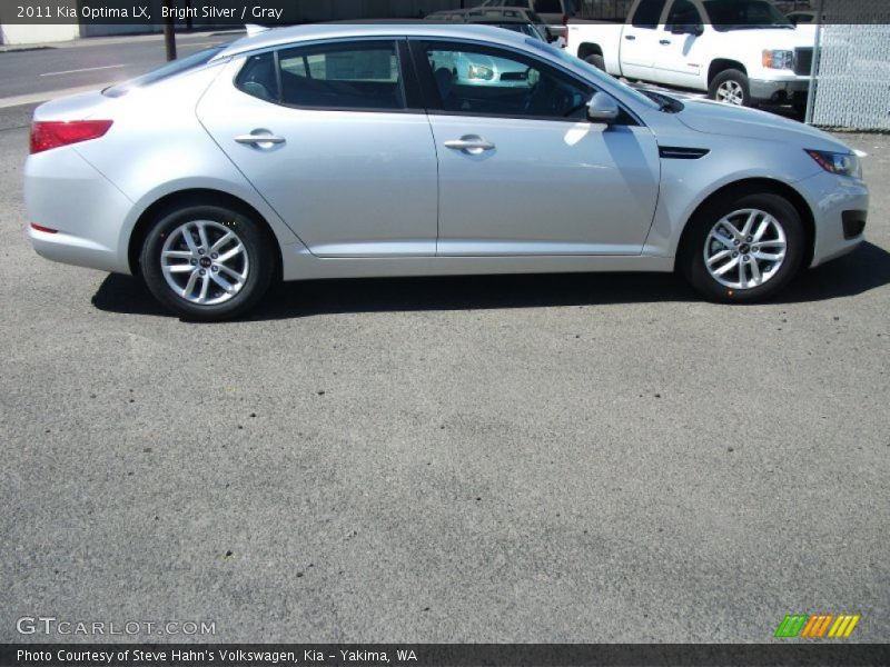 Bright Silver / Gray 2011 Kia Optima LX